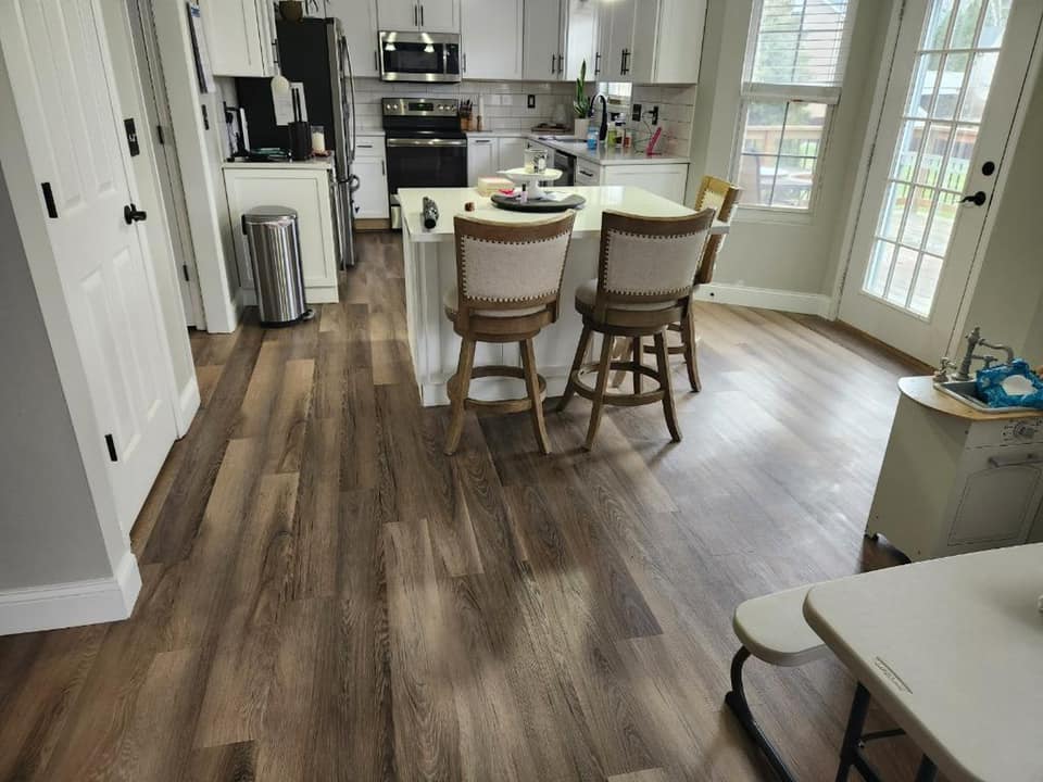 Kitchen interior | Vallow Floor Coverings, Inc.