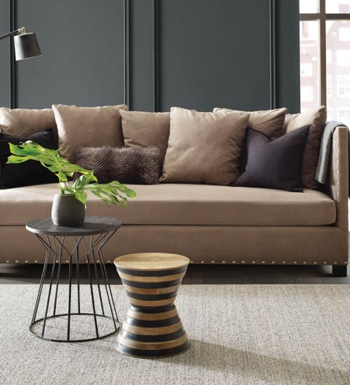 Living room rug | Vallow Floor Coverings, Inc.